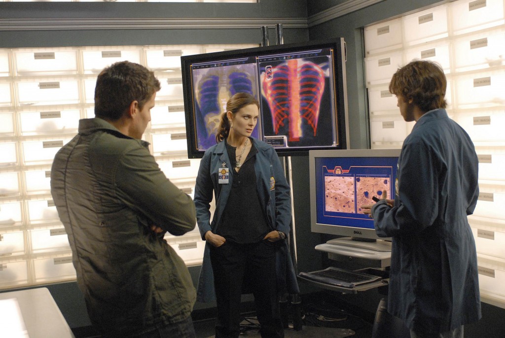 Seeley Booth (David Boreanaz), Temperance Brennan (Emily Deschanel) et Zack Addy (Eric Millegan)