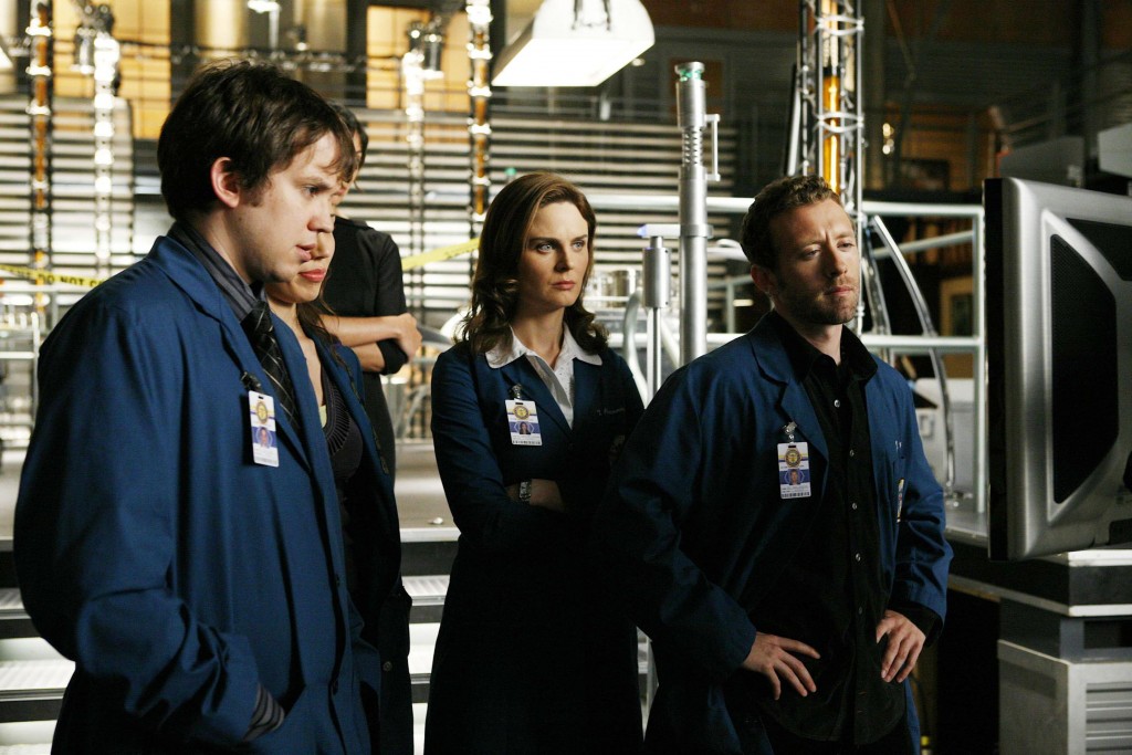 Zack Addy (Eric Millegan), Temperance Brennan (Emily Deschanel) et Jack Hodgins (TJ Thyne)