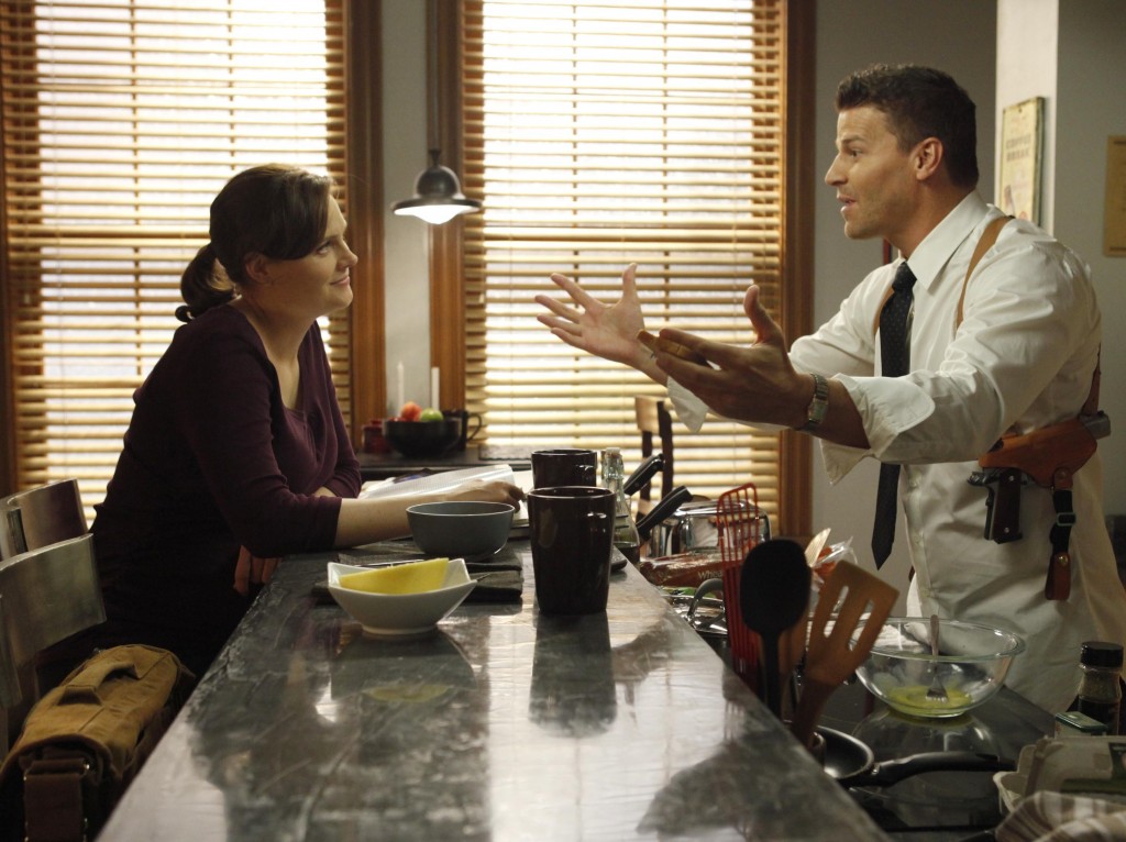 Temperance Brennan (Emily Deschanel) et Seeley Booth (David Boreanaz) prennent le petit-déjeuner
