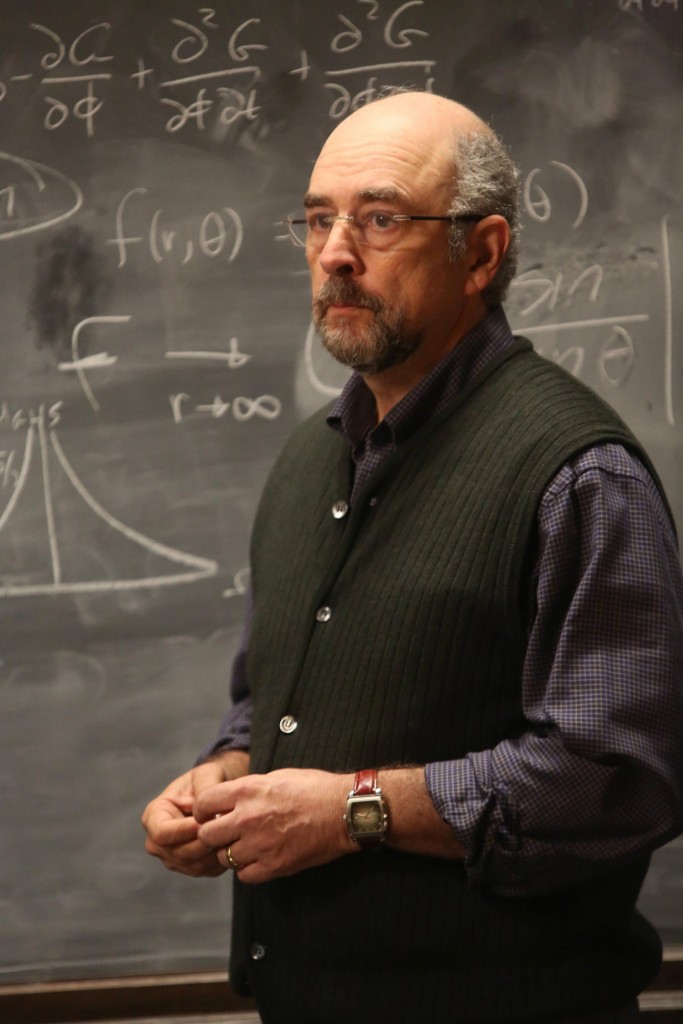 Professor Leon Watters (Richard Schiff)